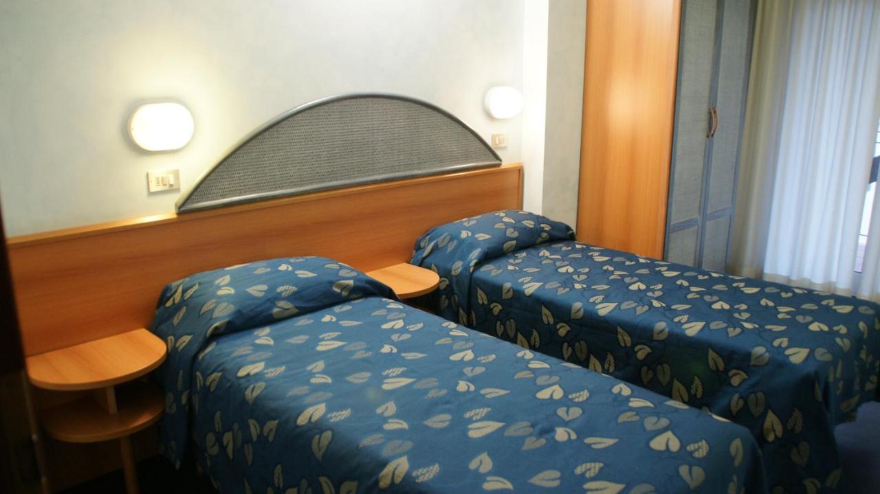 Hotel Verudella 里米尼 外观 照片