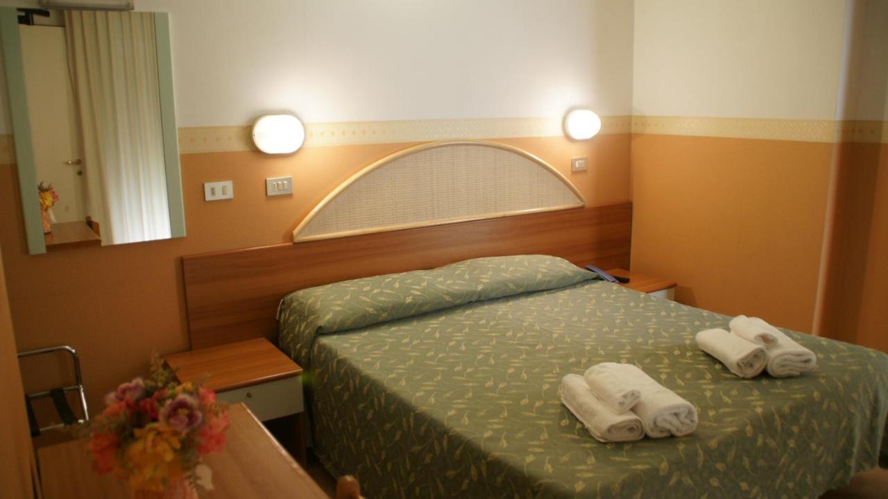Hotel Verudella 里米尼 外观 照片