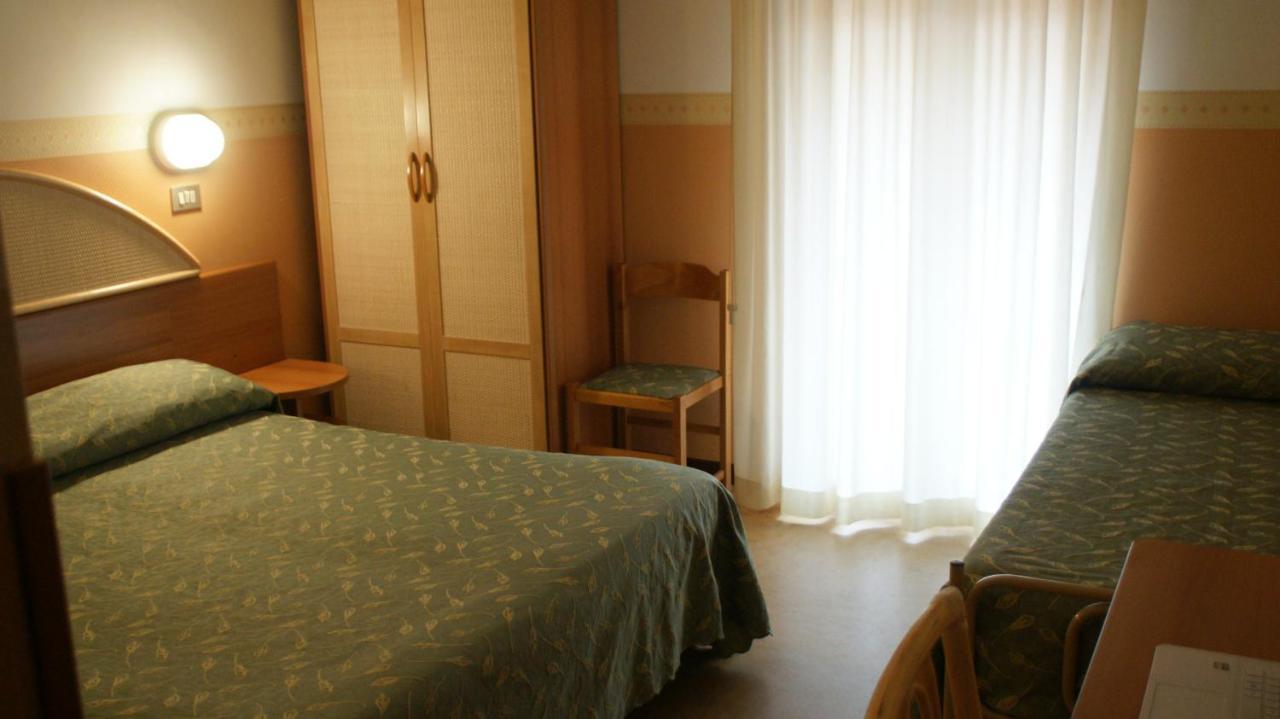 Hotel Verudella 里米尼 外观 照片