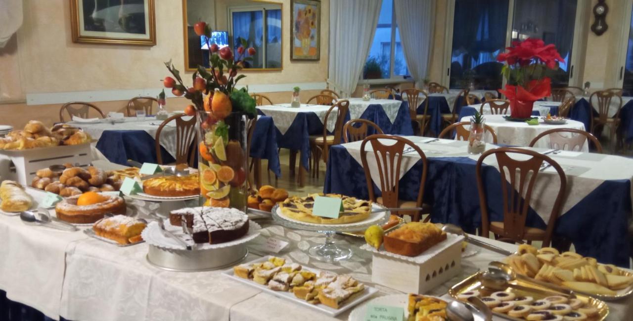 Hotel Verudella 里米尼 外观 照片
